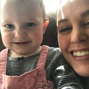 Meet your Posher, Caitlcaitlin